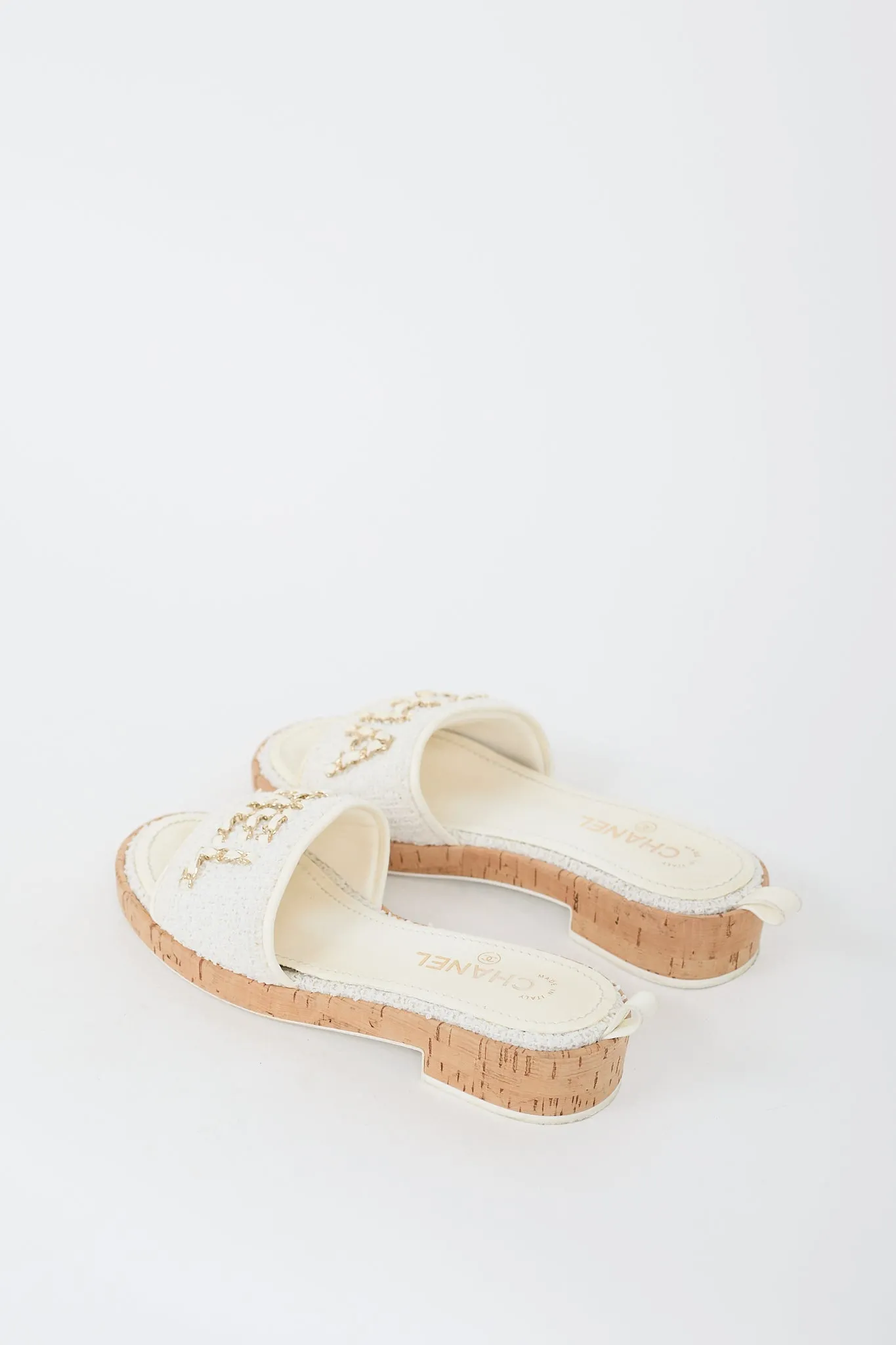 2021 White Tweed Chain Logo Slide