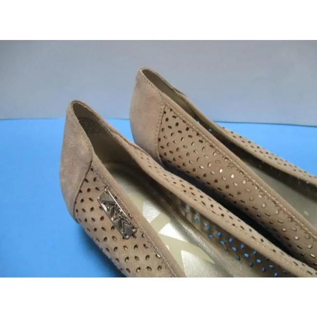 Anne Klein Beige Tan Suede Sport Cadwyn Peep Toe Wedge Pumps Size Us