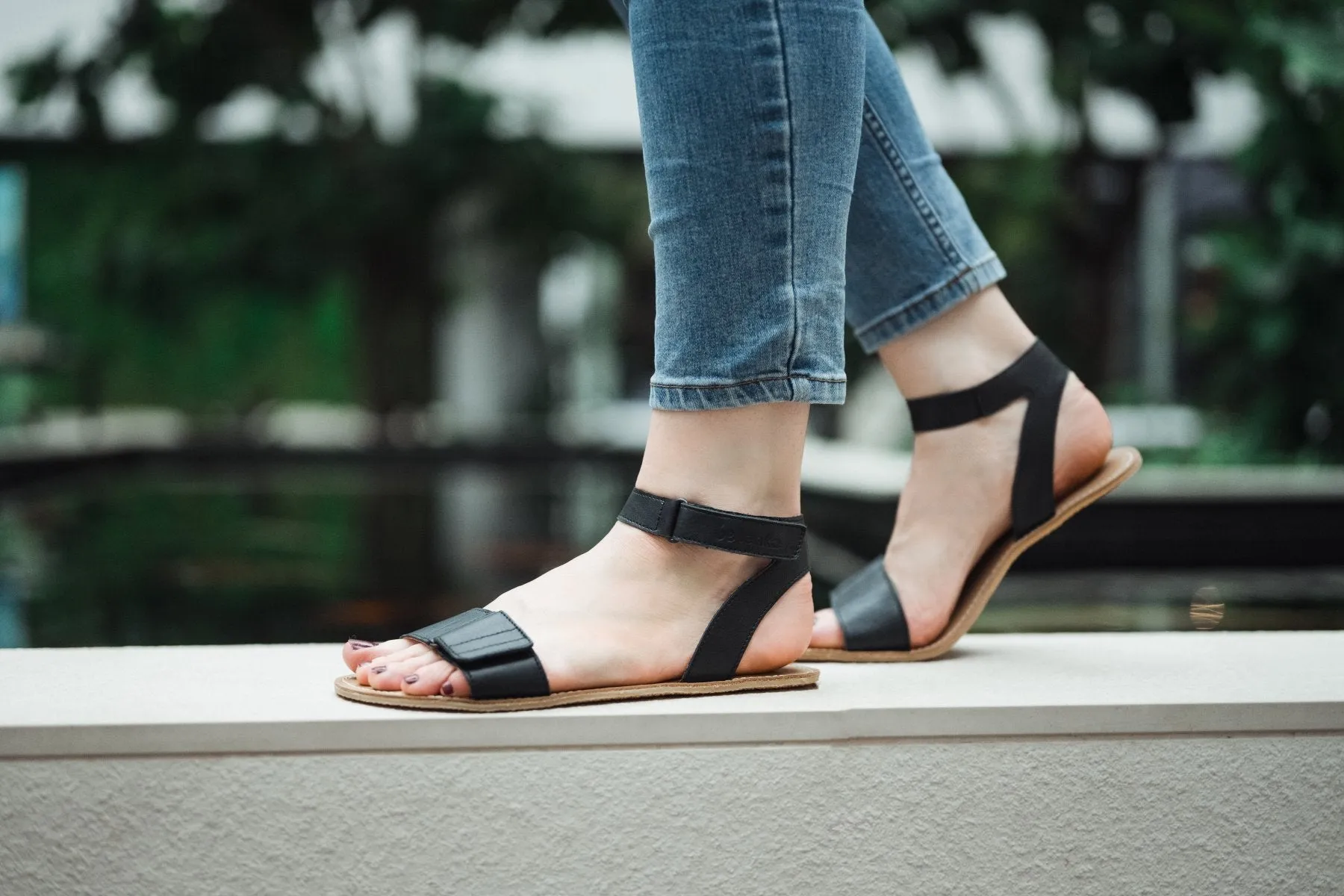Be Lenka Barefoot Sandals - Iris