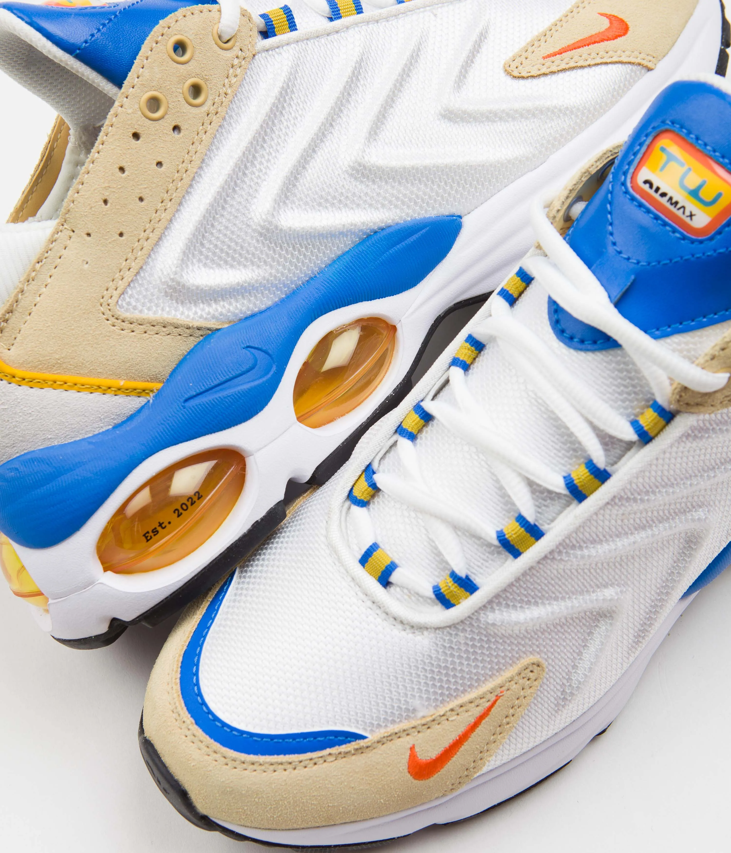 Nike Air Max TW SE Shoes - Summit White / Safety Orange - Sesame