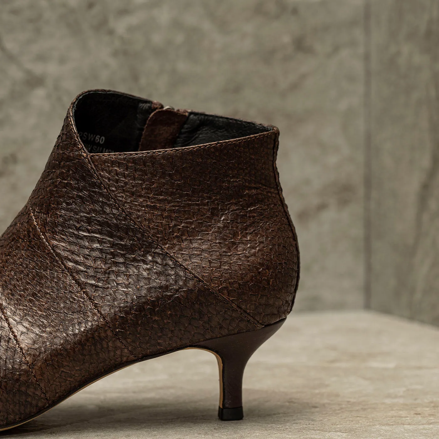 Saga bootie fishleather - DARK BROWN