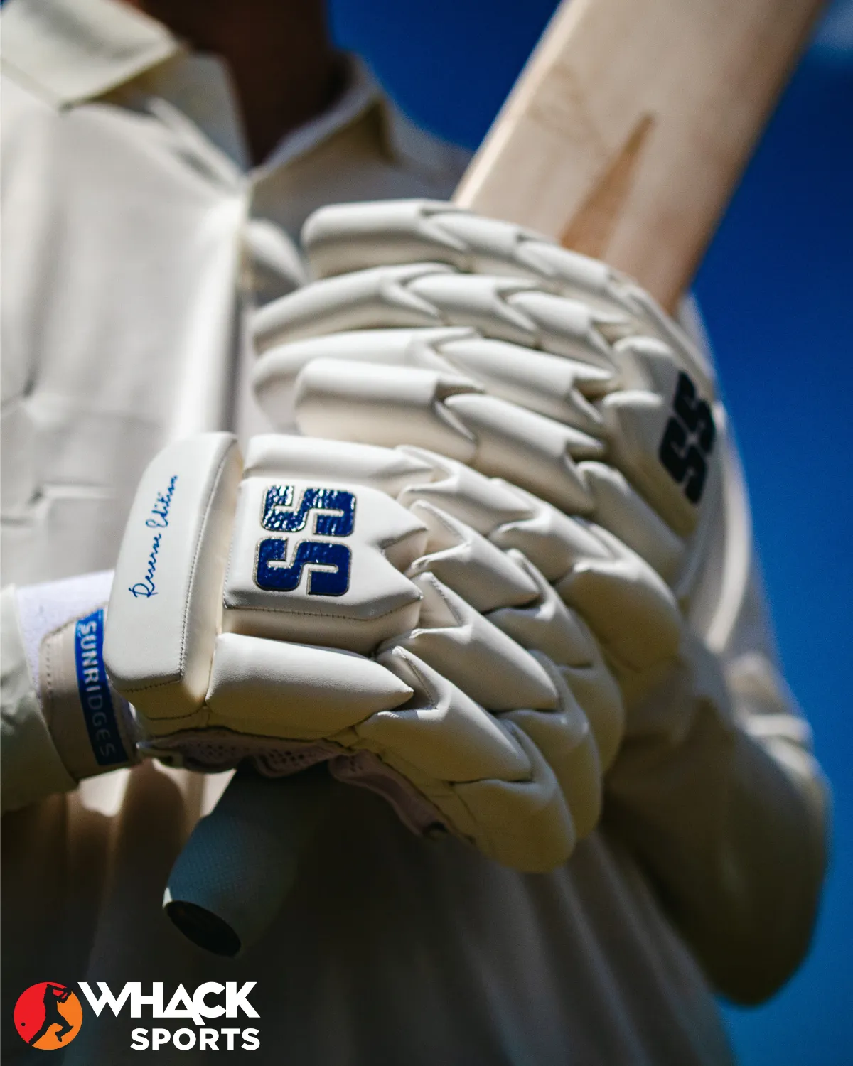 SS Reserve Edition Players Grade Cricket Batting Gloves - Adult