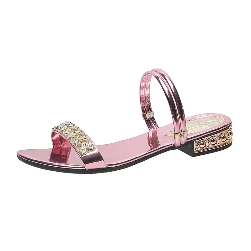 The New Sandals Women Summer Fashion Elegant Non-Slip Crystal luxury Ladies Slippers Rivet Rhinestone Low Heels