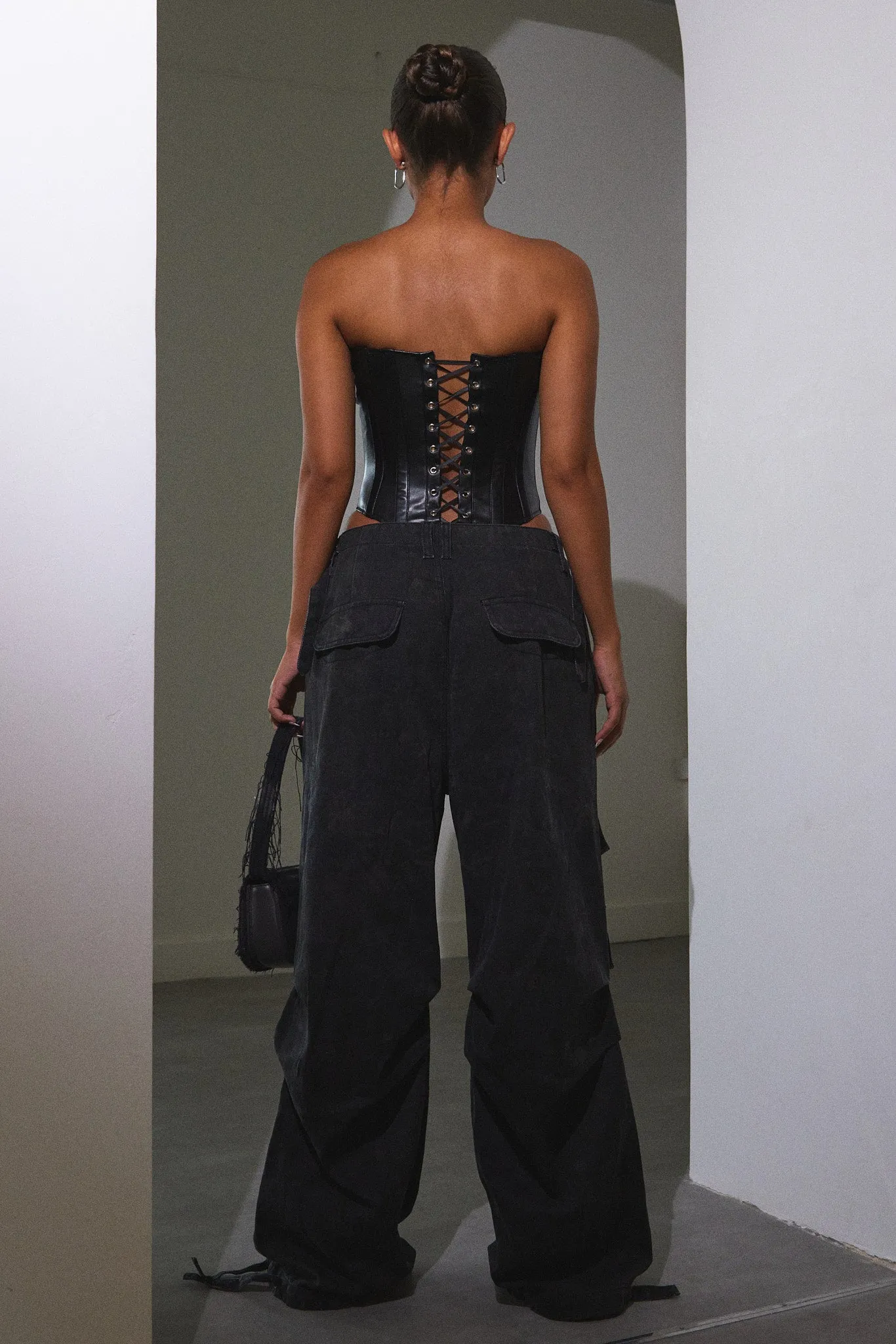 The Pocket cargos - Dark print