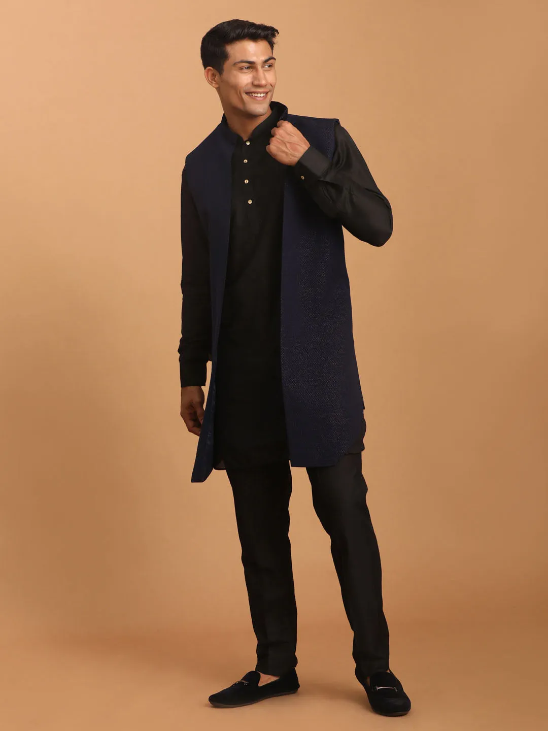 Vastramay Men's Navy Blue Glitter Jacket Set
