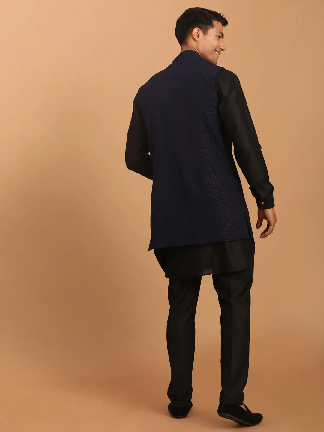 Vastramay Men's Navy Blue Glitter Jacket Set
